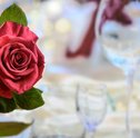 Festa de Noivado: Como Usar Flores na Decoração