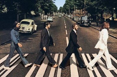 Tudo para os fãs de Beatles na Giuliana Flores!