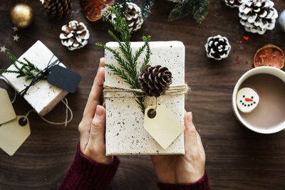 Presentes para Amigo Oculto: Veja os Melhores Mimos para cada Tipo de Amigo