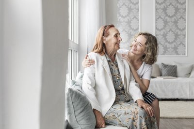 Presente Dia da Mulher 2022 para Avó — A Segunda Mãe que Sempre Estará do Seu Lado