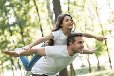 Dicas de Como Presentear Sua Filha no dia da Mulher 2022