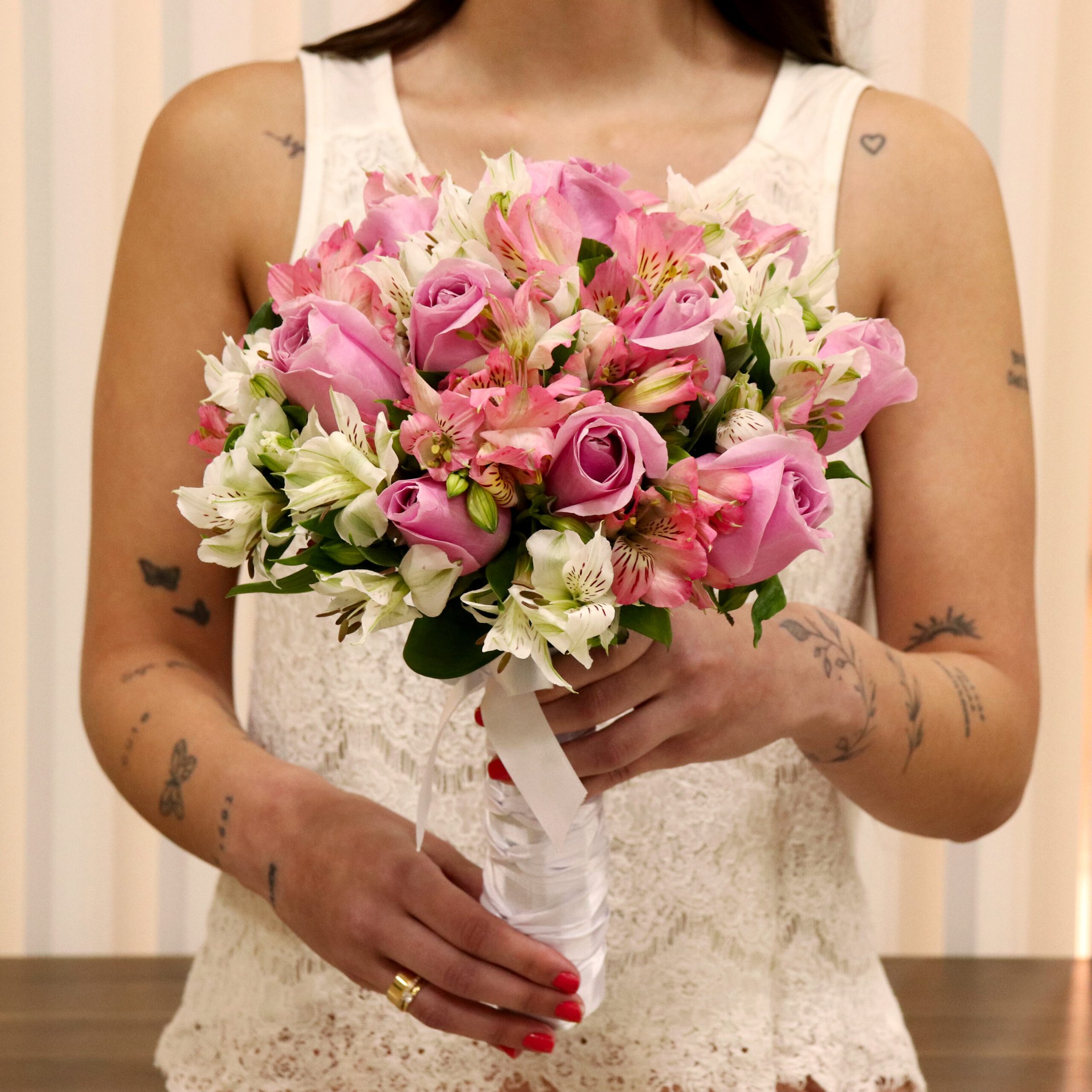 Buquê de noiva: saiba como escolher o melhor modelo de acordo com o estilo do seu casamento