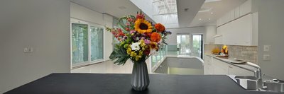 Flores online delivery: conheça como enviar flores para presente